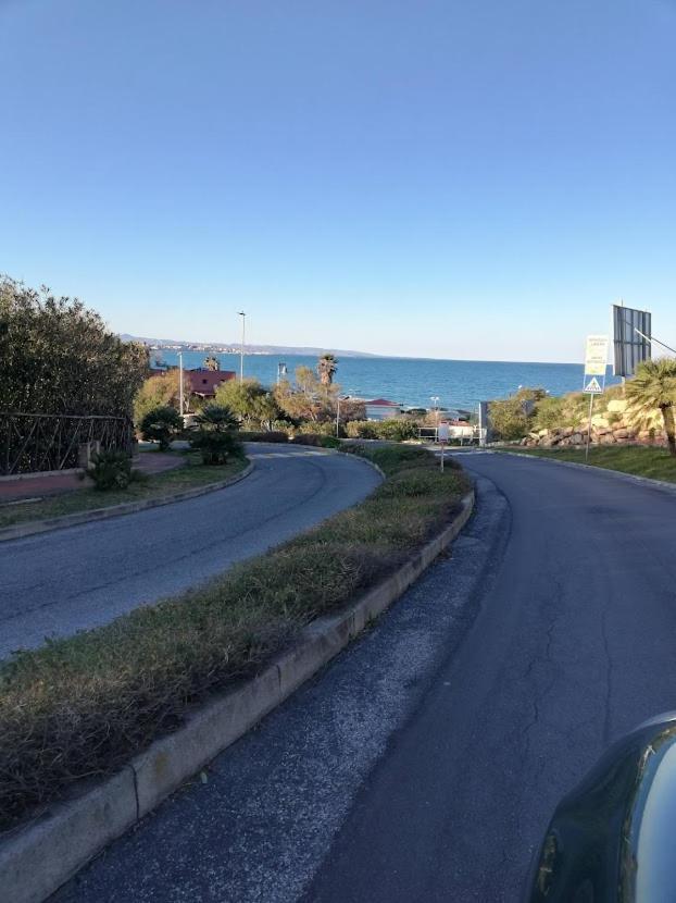 Residenza Anna Maria Lägenhet Crotone Exteriör bild
